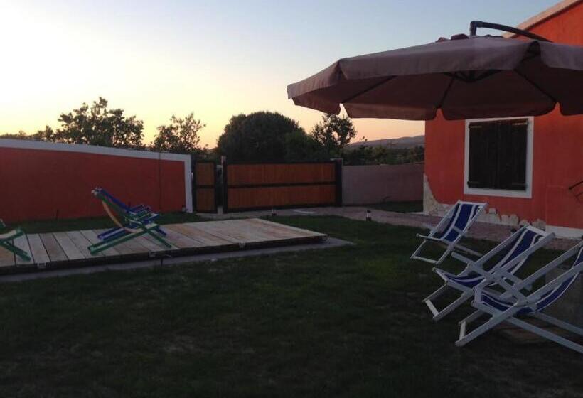 住宿加早餐  Is Tanas