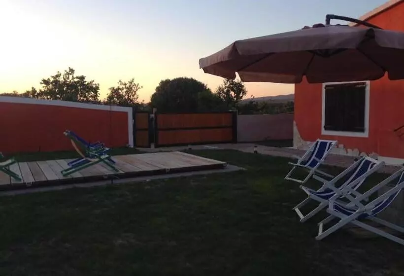 ベッドアンドブレックファースト Is Tanas