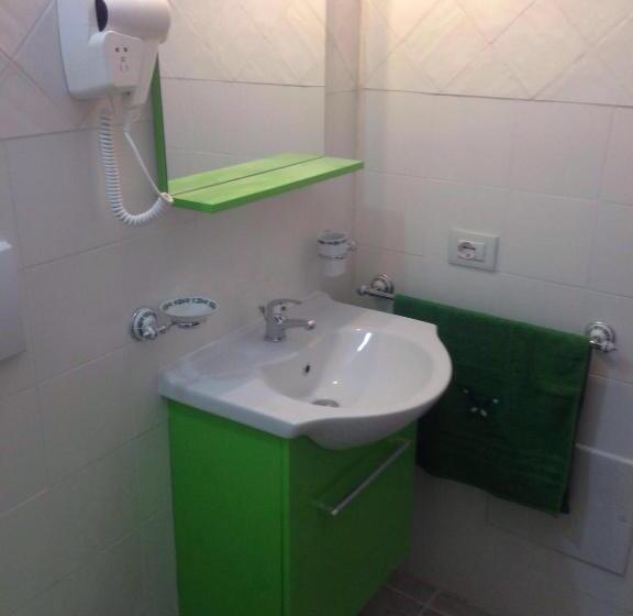 住宿加早餐  Is Tanas