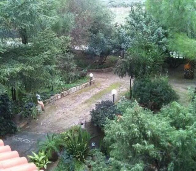 ベッドアンドブレックファースト Is Tanas