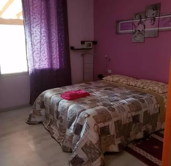 ベッドアンドブレックファースト Is Tanas