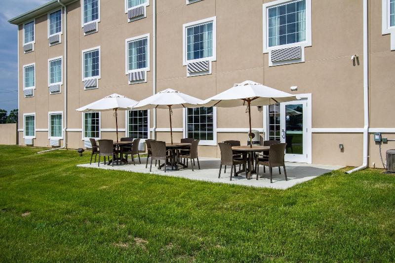 Cobblestone Hotel & Suites   Orrville