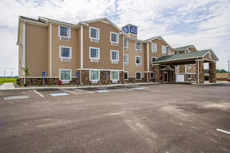 Cobblestone Hotel & Suites   Orrville
