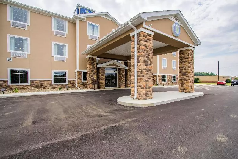 Cobblestone Hotel & Suites   Orrville