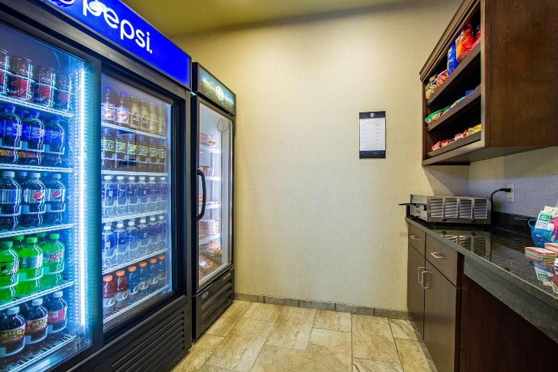 Cobblestone Hotel & Suites   Orrville