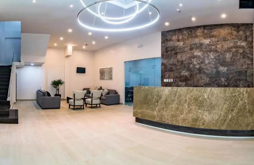 Hotelli La Ría Durán