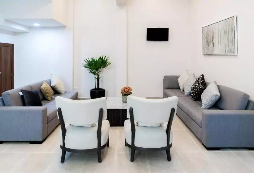 Hotelli La Ría Durán