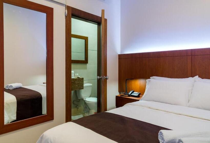 Hotel La Ría Durán