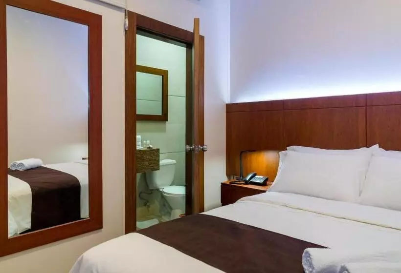 Hotelli La Ría Durán