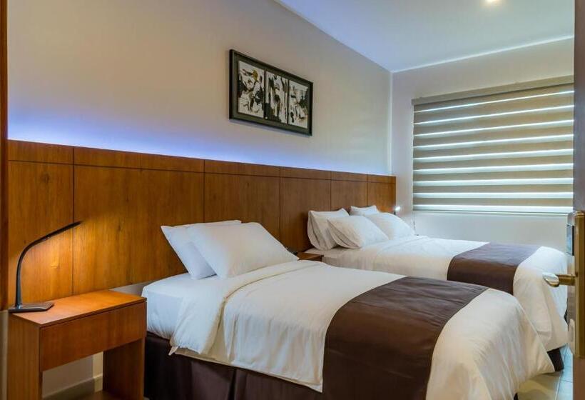 Hotel La Ría Durán