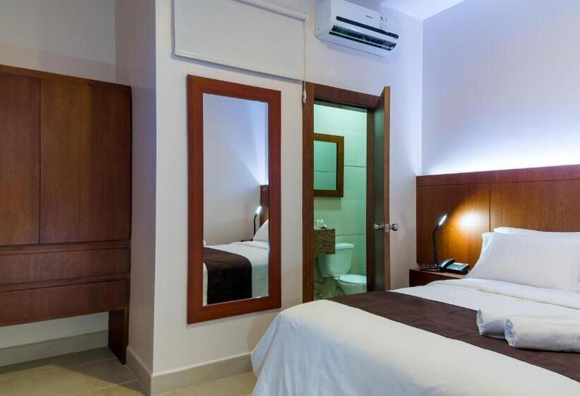 Hotel La Ría Durán