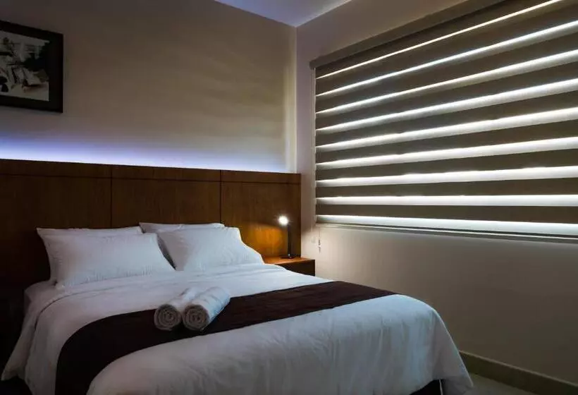 Hotelli La Ría Durán