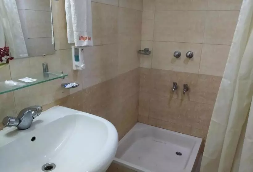 هتل Tiger Garden Int