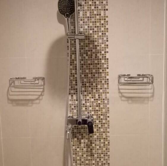 Pensionat Arainn Bed & Breakfast Tretes Prigen By Ecommerceloka