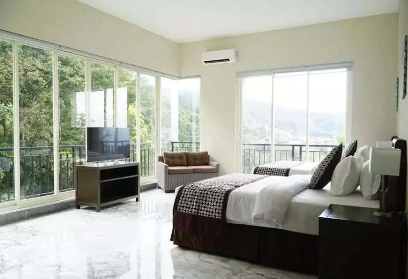 Majatalo Arainn Bed & Breakfast Tretes Prigen By Ecommerceloka