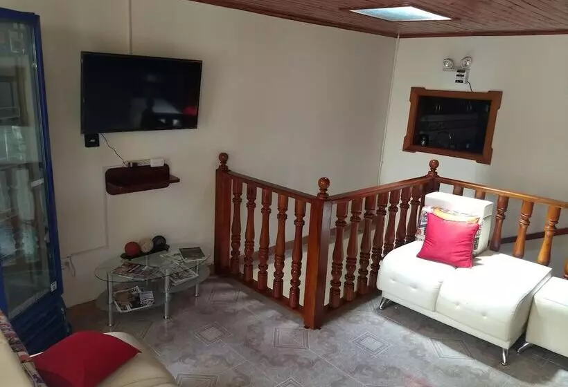 ペンション Find Land & A Rest