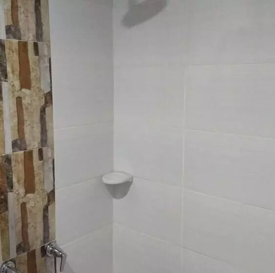 ペンション Find Land & A Rest