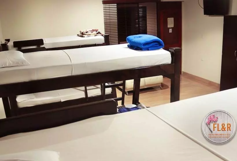 ペンション Find Land & A Rest