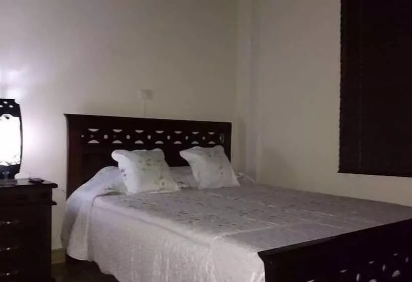 ペンション Find Land & A Rest