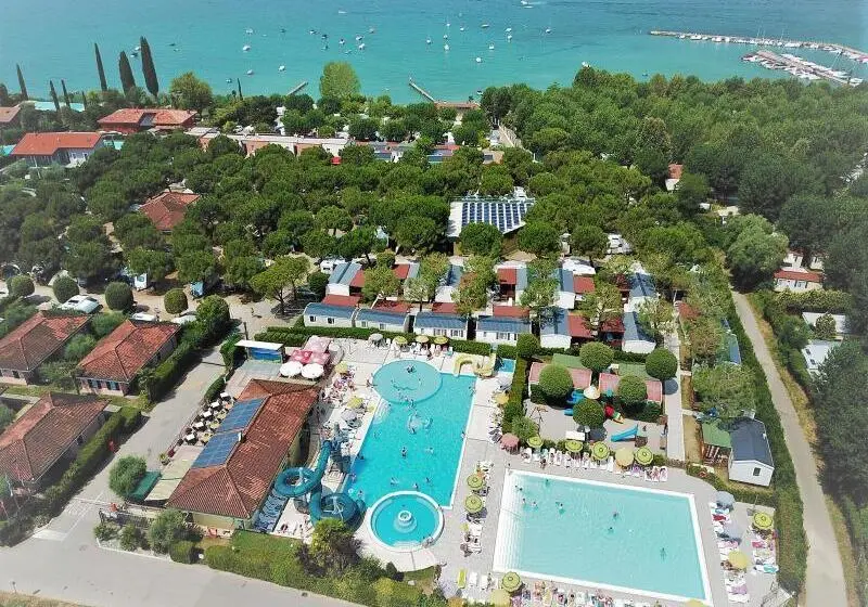 ホテル Hotiday Lazise Garda
