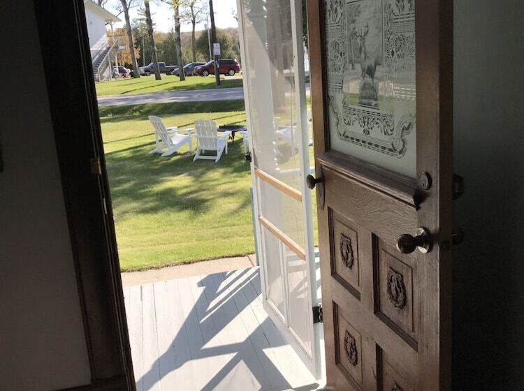 호스텔 Harbor Light Inn