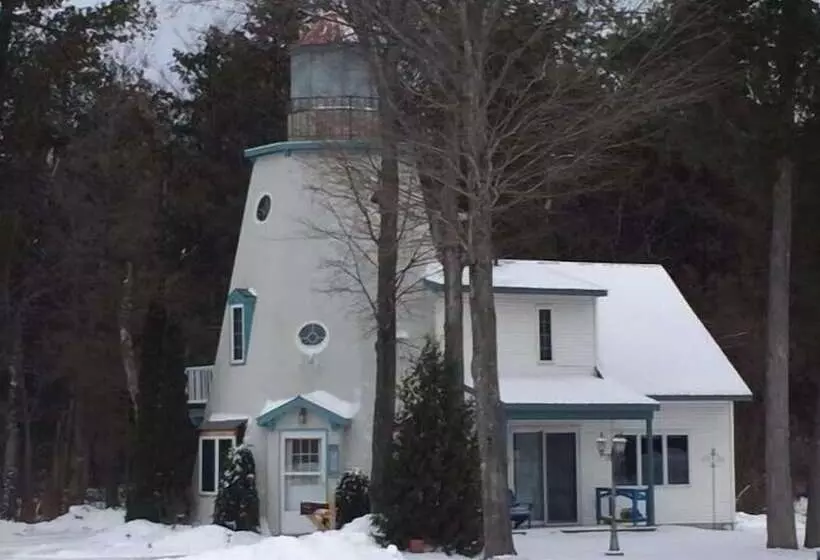 ユースホステル Harbor Light Inn