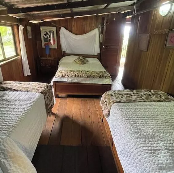 ユースホステル Posada Rocas De Cabo Marzo