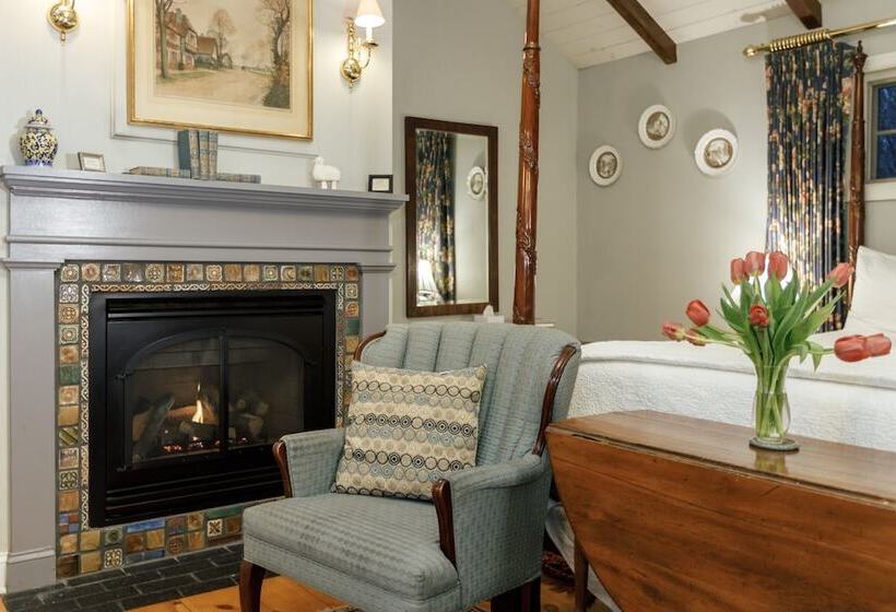 Общежитие Woolverton Inn