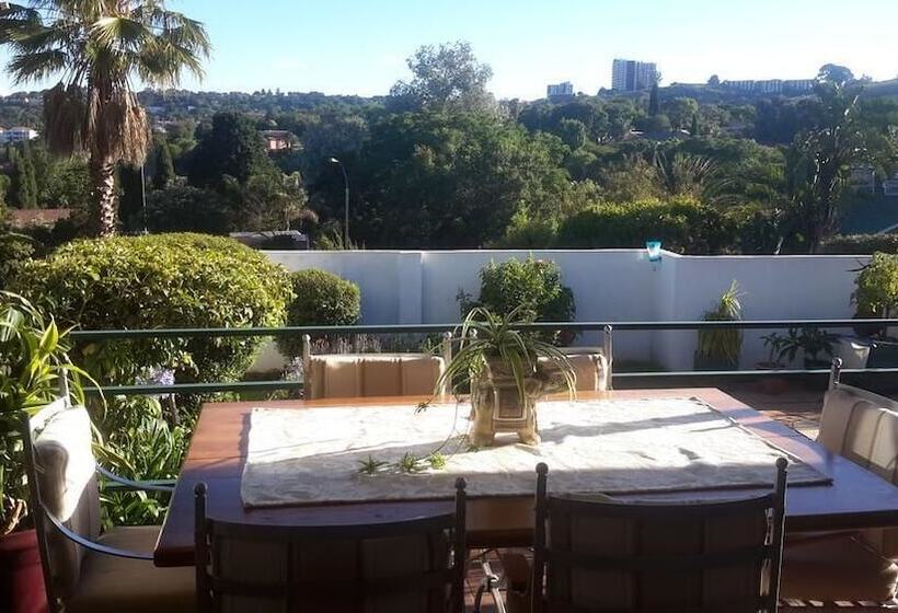 住宿加早餐 Chez Esme Guest House