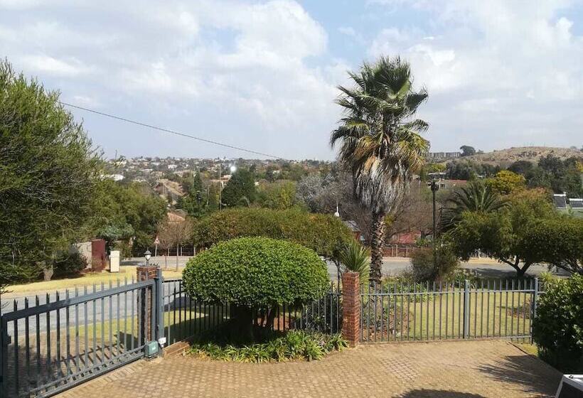 住宿加早餐 Chez Esme Guest House