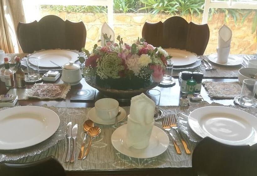 住宿加早餐 Chez Esme Guest House