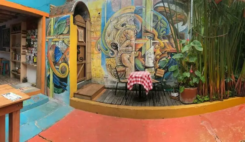 Retkeilymaja Hostal Colina De Lluvia