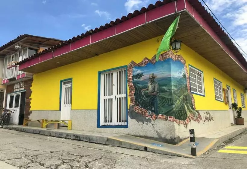 Retkeilymaja Hostal Colina De Lluvia