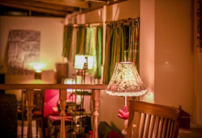 酒店 Inti Sisa Art Guesthouse