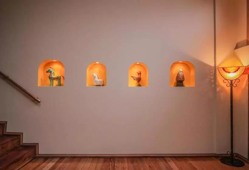 ホテル Inti Sisa Art Guesthouse