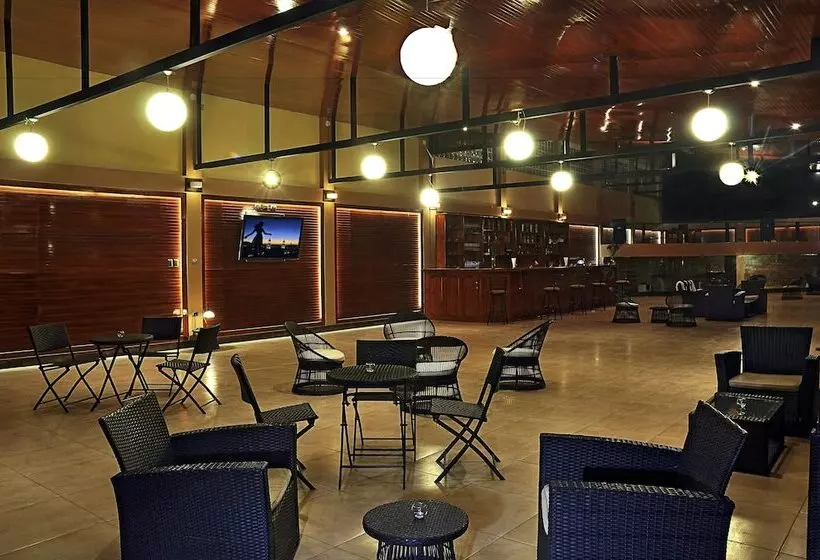 هتل Qasana  Plaza Calca