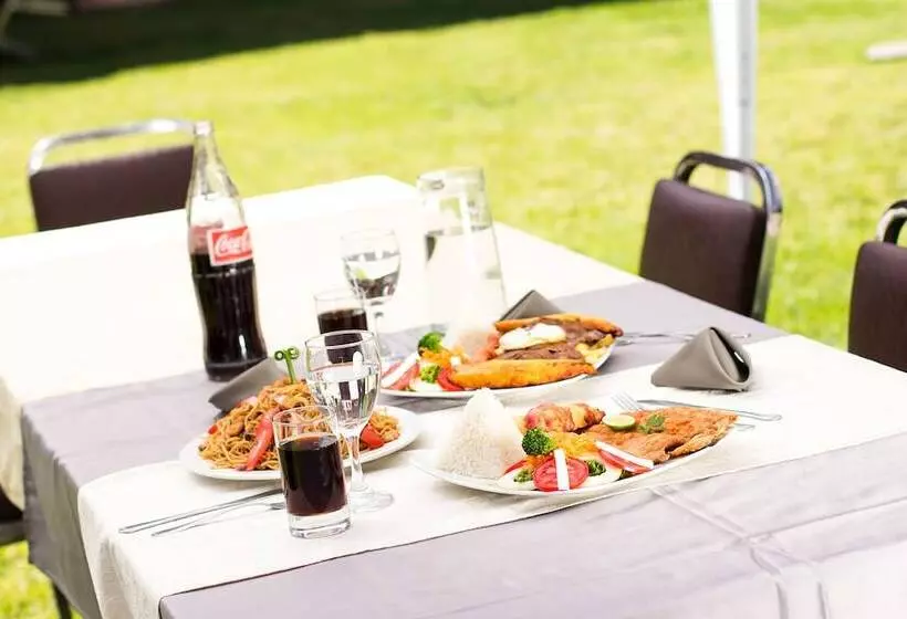 هتل Qasana  Plaza Calca