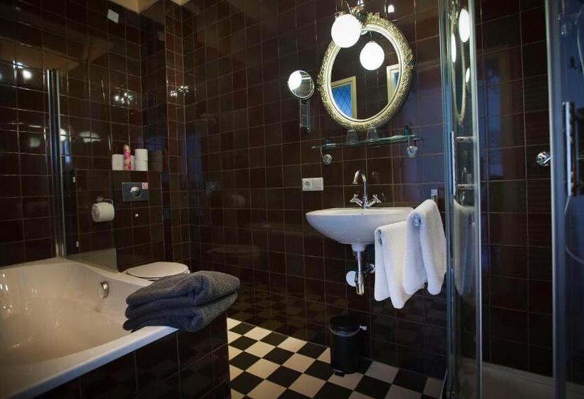 فندق Stadslogement De Oude Smidse Steenwijk