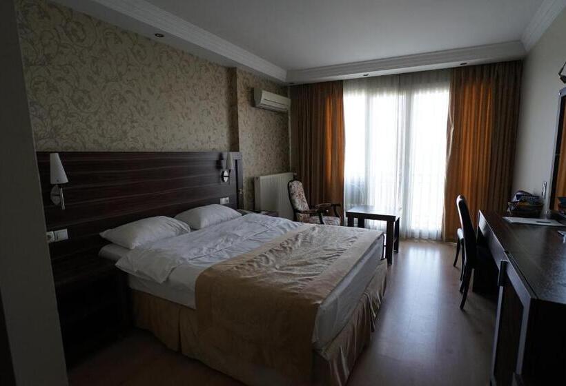 فندق Yalihan Ari