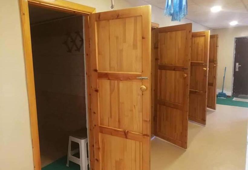 پانسیون Family Tour Guesthouse