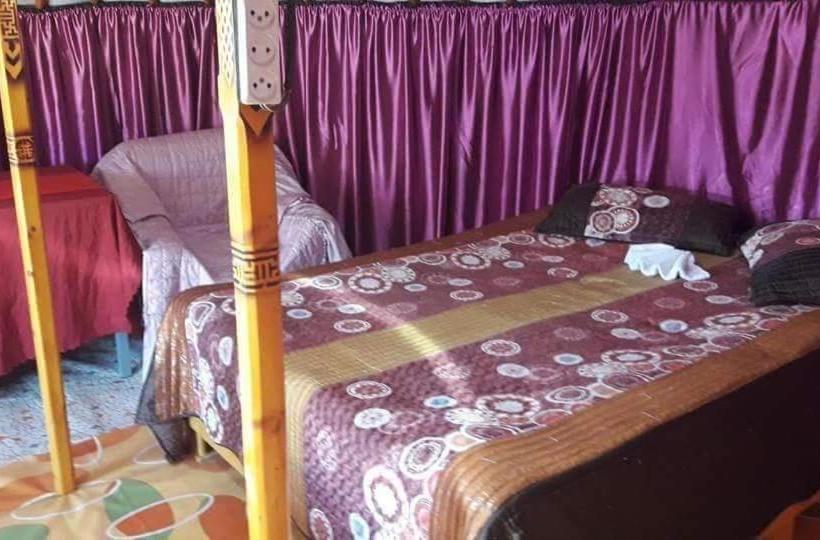 پانسیون Family Tour Guesthouse