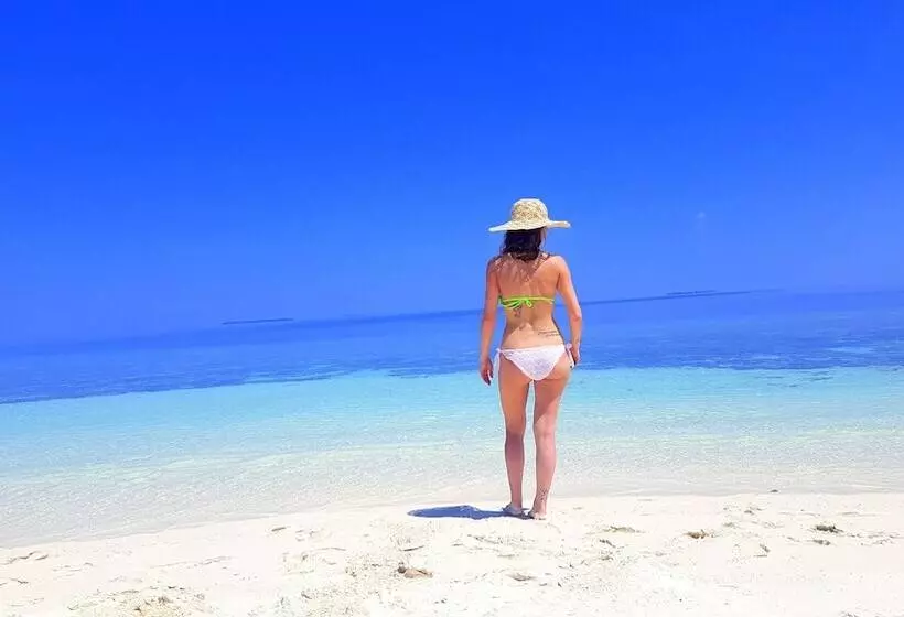 پانسیون Beach Star Maldives