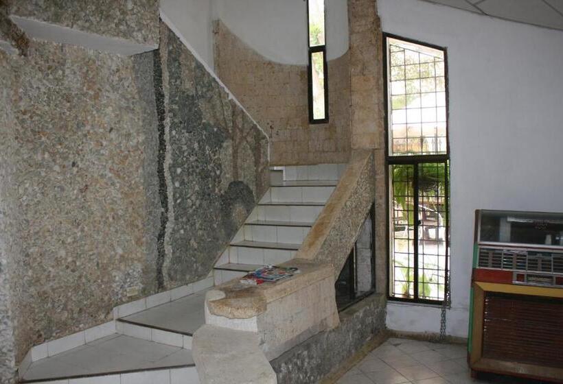 پانسیون Vivienda Turística El Castillo