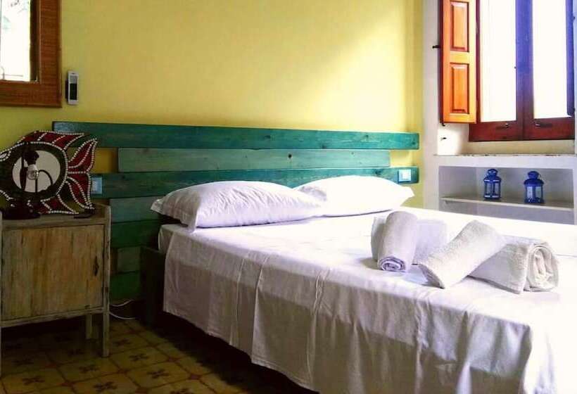 Homstel Beach   Taormina Hostel