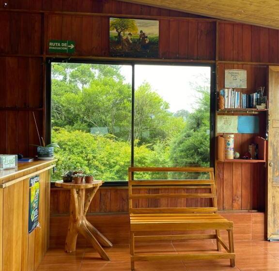 هتل Casitas De Montaña Cabuya