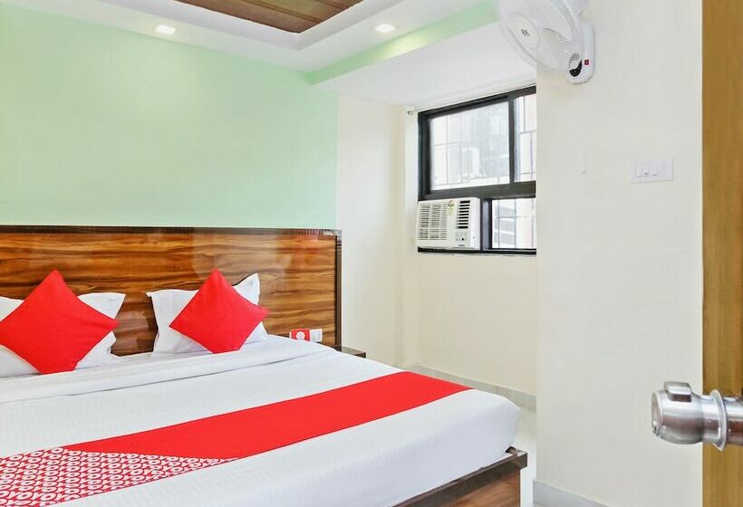 فندق Oyo 23476 Shree Mahalaxmi