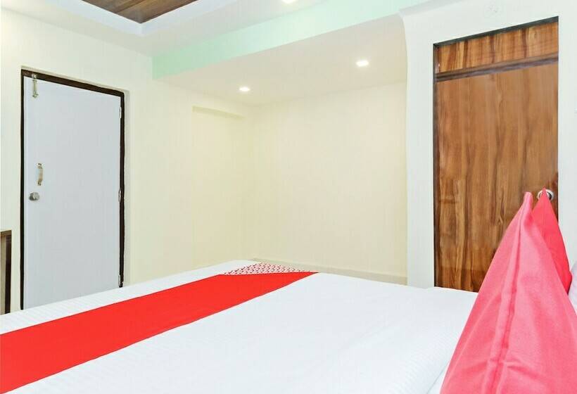 فندق Oyo 23476 Shree Mahalaxmi