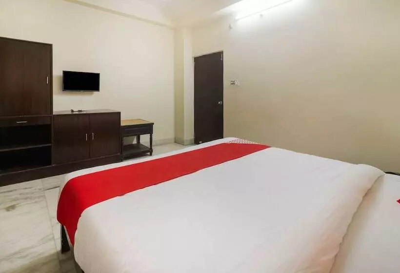 Oyo 28326 Hotel Siddhi Vinayak