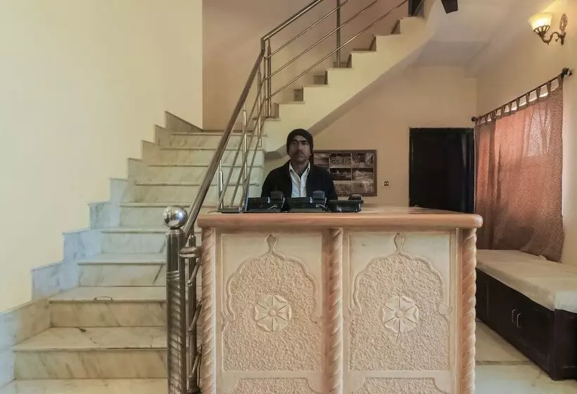 Oyo 28326 Hotel Siddhi Vinayak