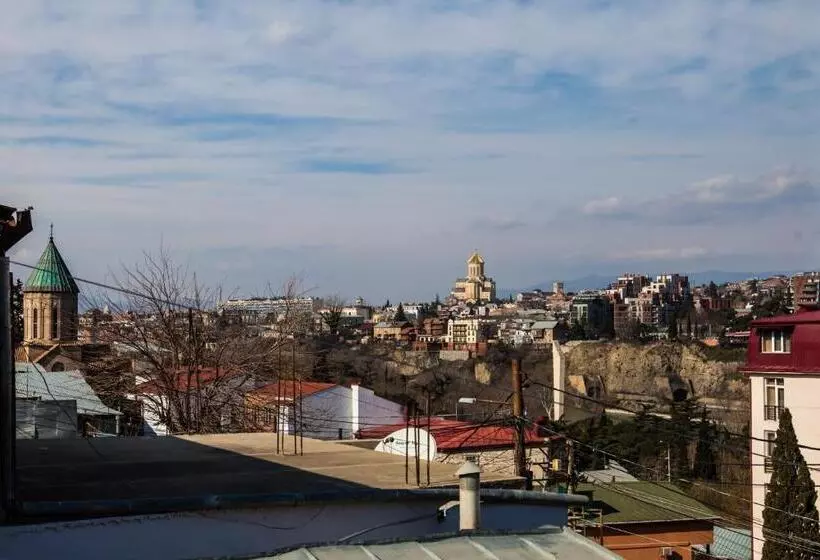 پانسیون Guest House Didis